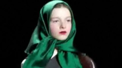 Style.com Fashion Shows - Vera Wang: Fall 2007 Ready-to-Wear