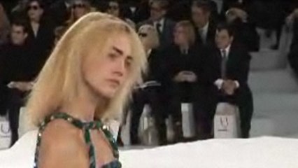 Style.com Fashion Shows - Chanel: Fall 2007 Ready-to-Wear