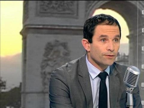 Hamon chez Bourdin: une partie des effets de notre politique sera différée - 24/10