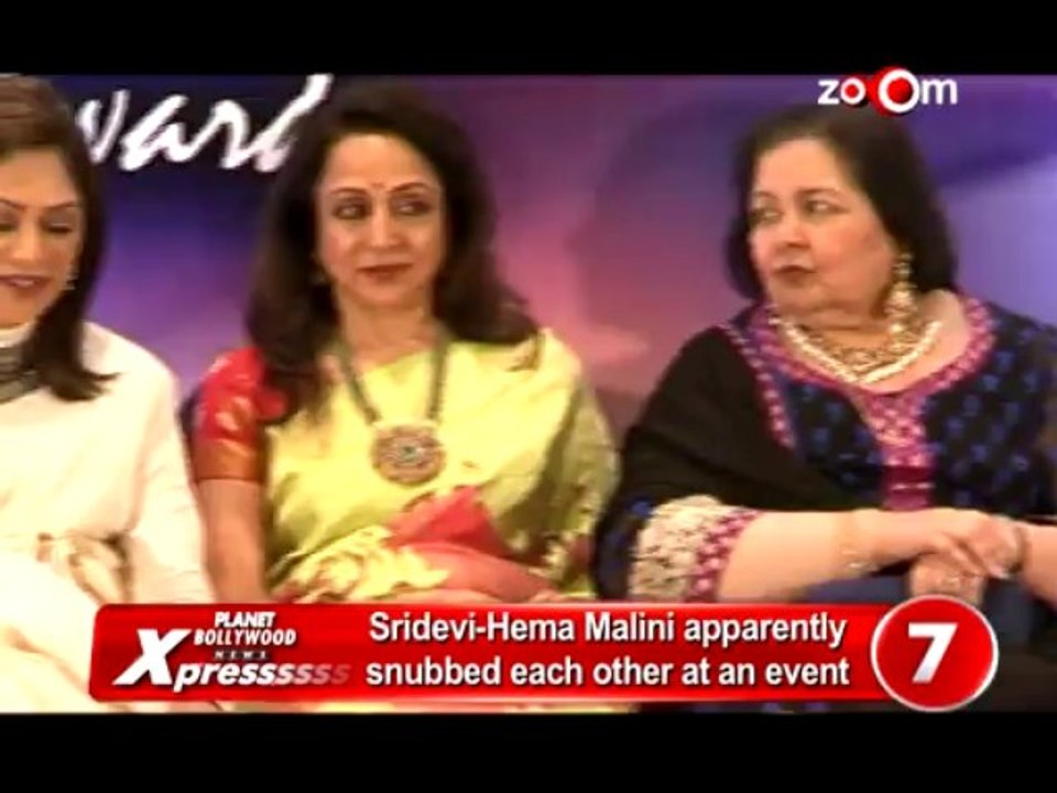 PB Express - Salman Khan, Hrithik Roshan, Priyanka Chopra, Shahrukh Khan, Deepika Padukone & others