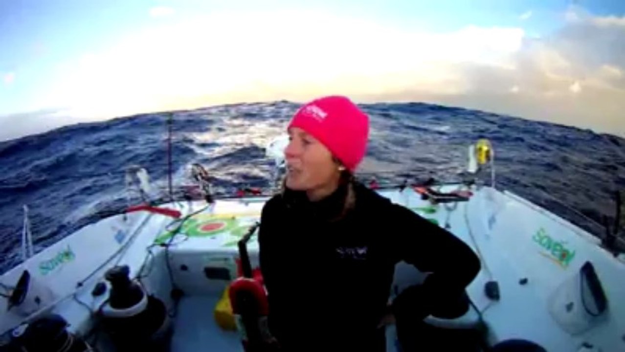 Vendée Globe. Toute la détresse de Samatha Davies après le démâtage de Savéol