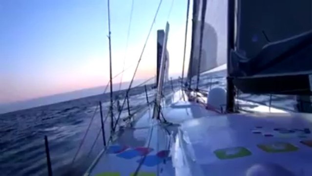 Vendée Globe. L'improbable rencontre entre Dominique WAvre et Jean Le Cam