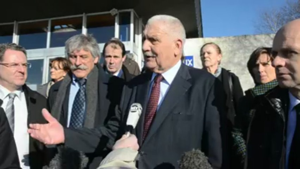 Châteaulin. Le ministre visite l'abattoir du groupe Doux