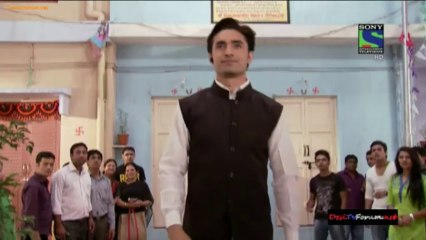 [HD] NANDINI ~ RAJVEER REACHES NANDINI'S HOUSE BY MISTAKE - 23 OCTOBER 2013 SPL HD 720p