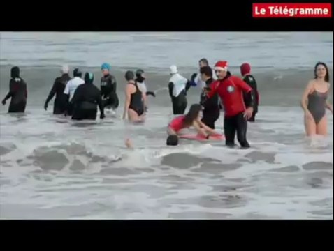 Perros-Guirec (22). 80 nageurs le jour de l'an