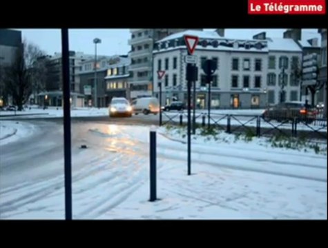 Saint-Brieuc. Neige au centre ville
