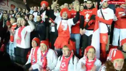 Football. L'ambiance après l'ouverture du score pour Plabennec