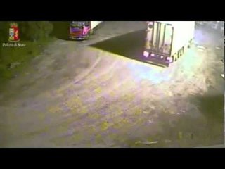 Cerignola (FG) - Il sistema, ricetta pesce congelato, 1 arresto (23.10.13)