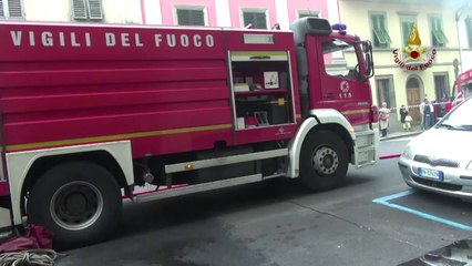 Roma - Incendio garage (23.10.13)