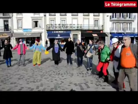 Concarneau. Grande Farandole contre les violences faites aux femmes