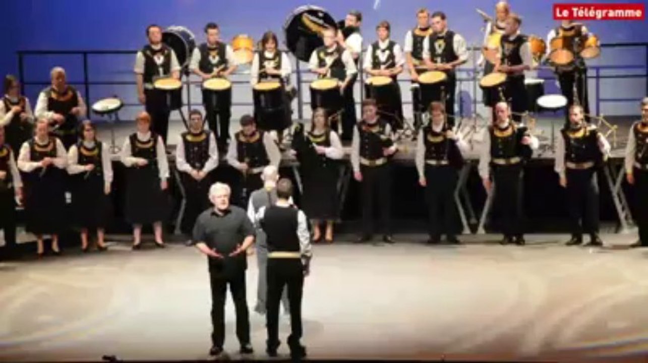 Bagad. Le Moulin Vert au concours de Brest