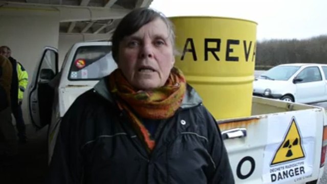 Un vrai convoi antinucléaire quitte Brennilis