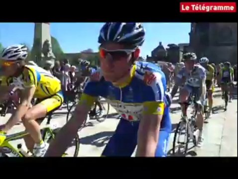 Sainte-Anne-d'Auray. Départ du Tour de Bretagne cycliste