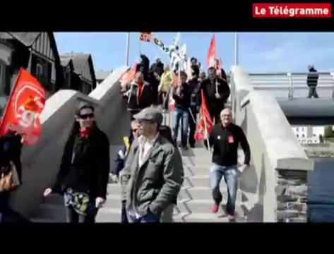 Châteaulin. 100 manifestants pour le 1er mai