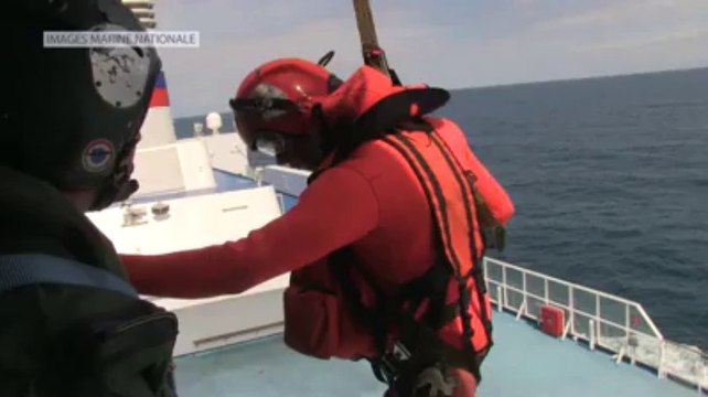 Mer d'Iroise. Evacuation médicale depuis le Pont-Aven
