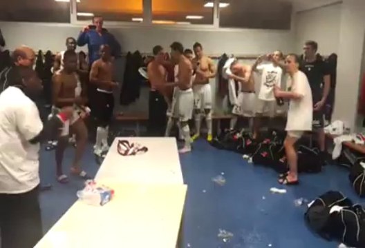 Guingamp en L1 : la joie dans les vestiaires