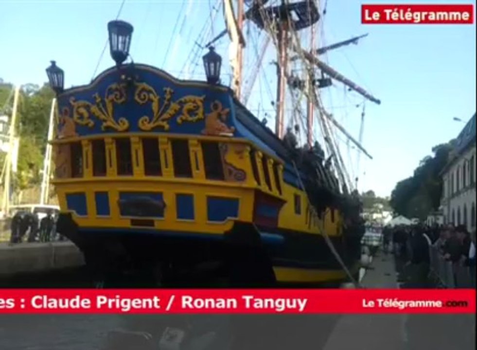 Entre Terre et Mer. La Recouvrance et l'Étoile du Roy arrivent