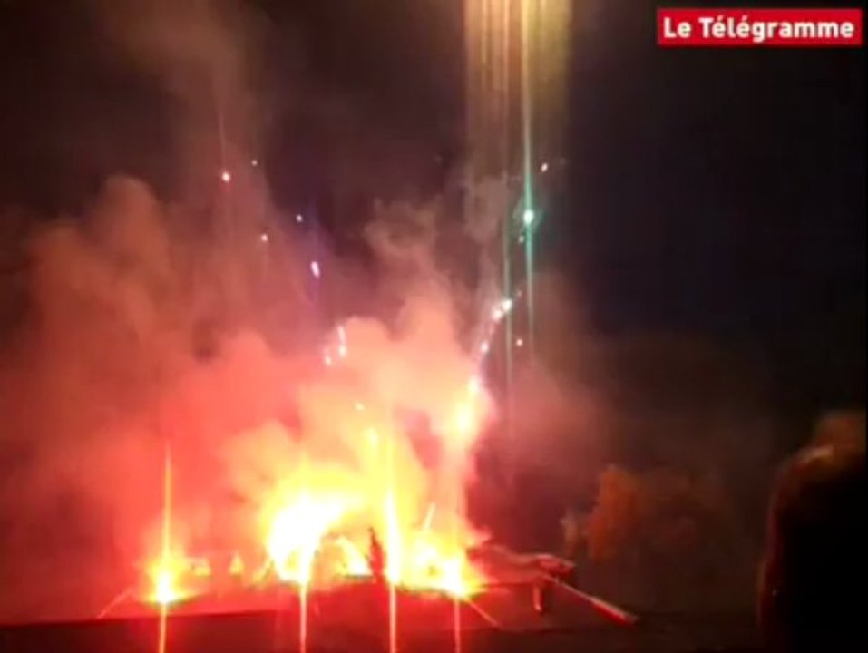 Guingamp. Superbe feu d'artifice