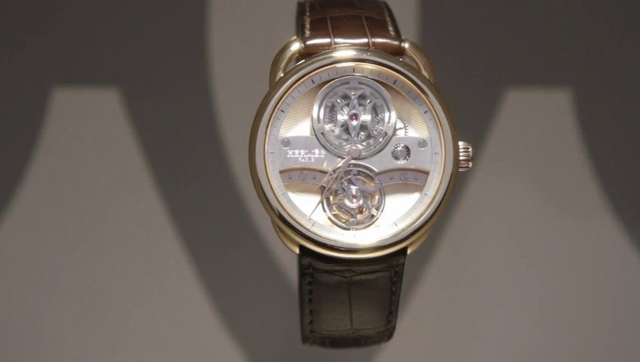 Hermès, 35 ans pour la montre arceau
