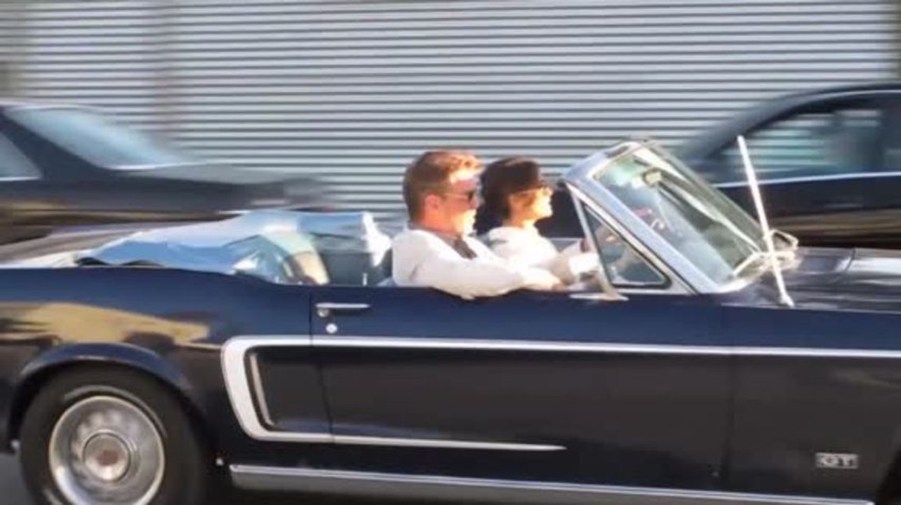 Pearce Brosnan y Salma Hayek graban 'How to Make Love Like an Englishman'