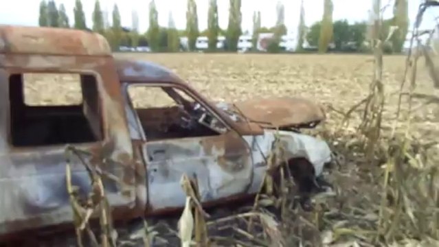 Beauvais : trois voitures brûlées retrouvées dan un champs