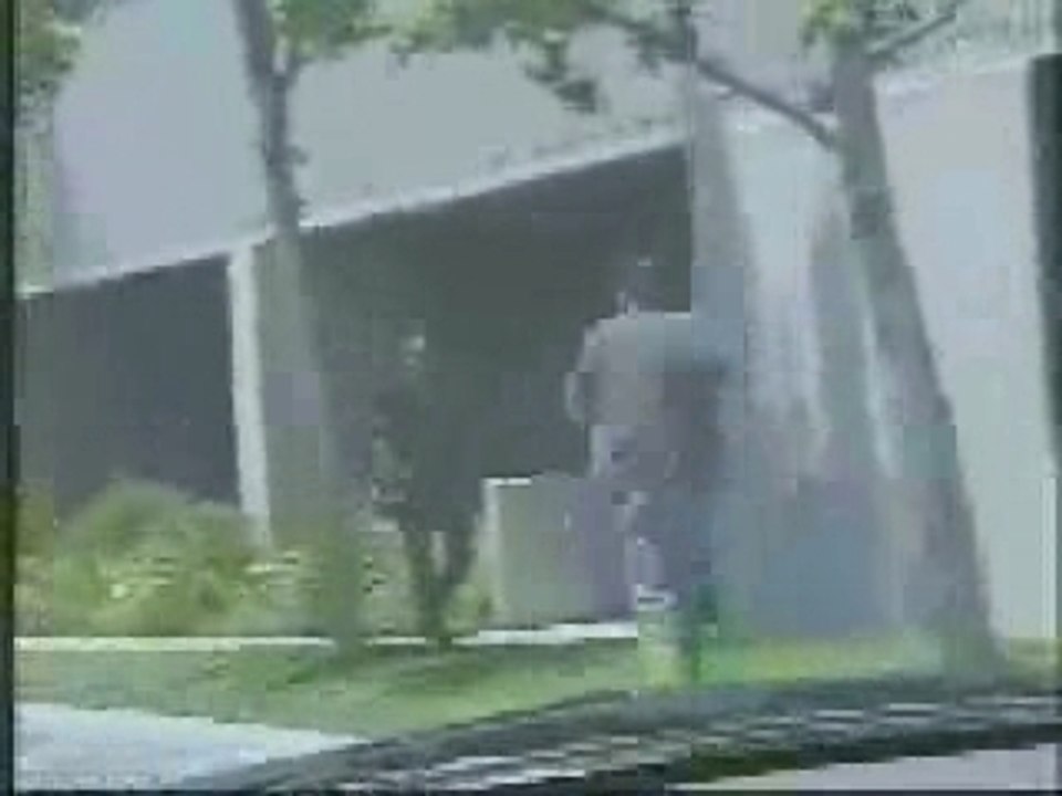 joue avec le flic , le flic ne joue pas