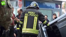 Rocambolesco incidente in via Destra del Porto, 81enne urta auto in sosta e si ribalta