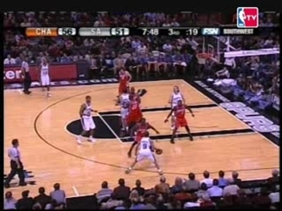 Dunk énorme de Duncan