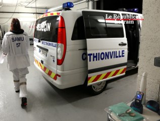 Au cœur des urgences : Anaïs, médecin à Metz, témoigne dans l'ambulance