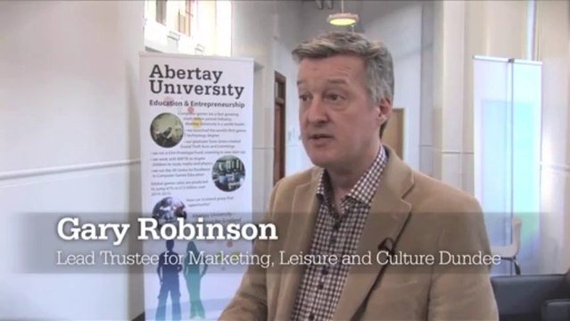 Students pitch business ideas to experts at Abertay University