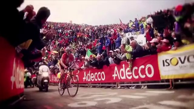 A whole season of sensational cycling: one year of Italian passion