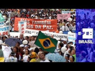 Polícia dispersa manifestantes em protesto contra leilão do campo de Libra
