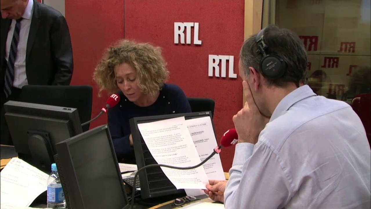 Hollande doit-il céder aux patrons du foot français ?
