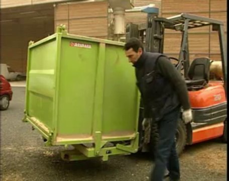 Benne basculante à porte frontale - Axess-industries