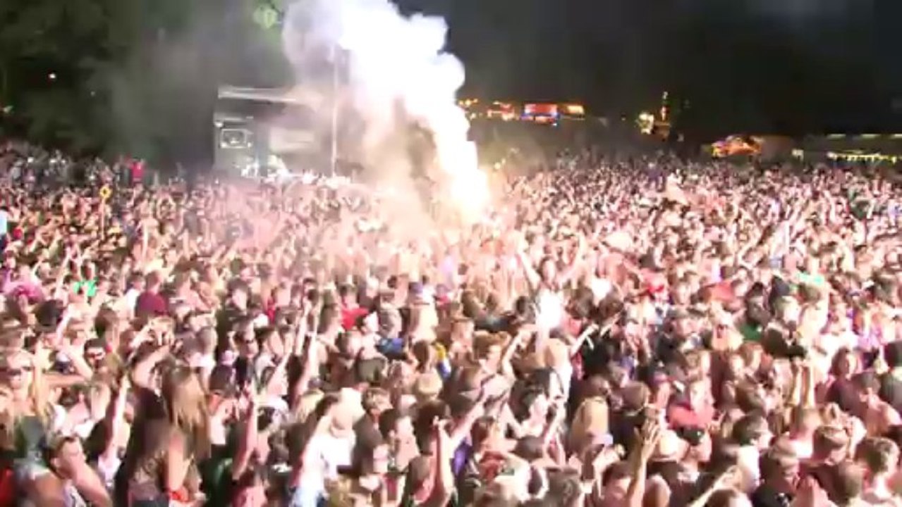 Basement Jaxx - Where's Your Head At // LIVE at Kendal Calling 2013