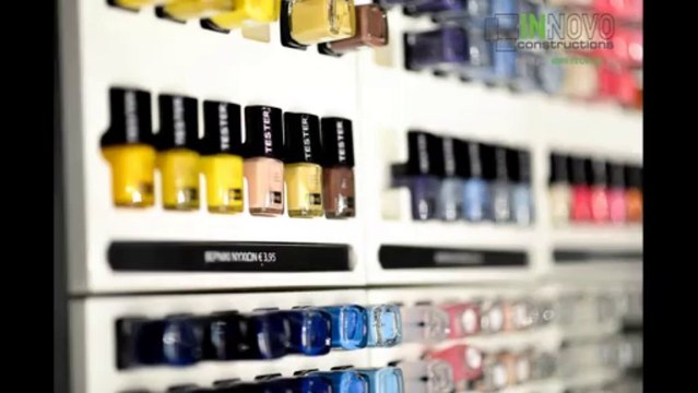 Κατασκευή και εξοπλισμός καταστήματος καλλυντικών στον Πειραιά