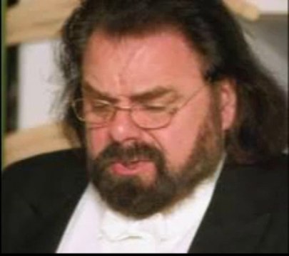 Tenor Carlo Cazals singt A I DA A von Giuseppe Verdi