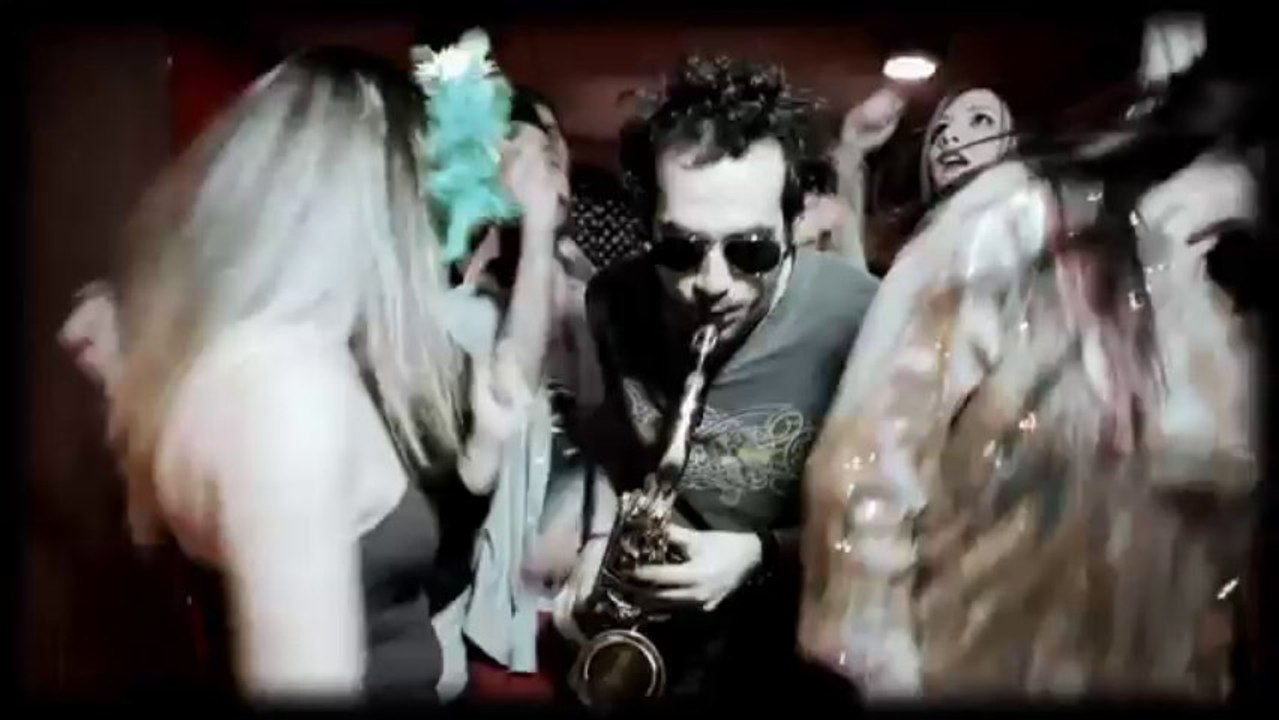 Oğuzhan Uğur feat. Sevgi Biber    _    Terbiyesizim