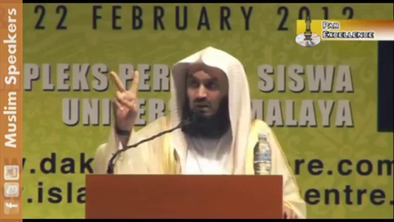 [Funny] Show Off In Salah _ Mufti Menk