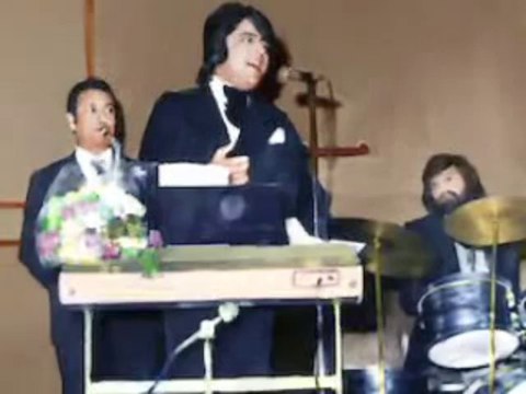 AHMAD ZAHIR Majlesi Chi Khowahi Goft rooz e ( AFGSHAHRUKH )