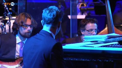 Bert Visscher zingt met Noordpool Orkest - RTV Noord