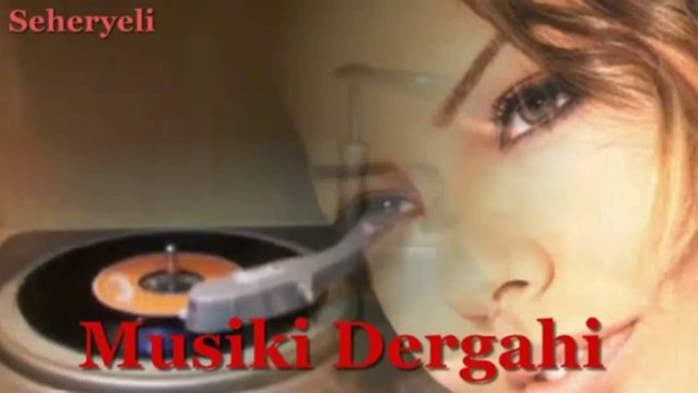 Ebru Gündeş _ Güller Arasında Seni Bensiz Gören Olmuş