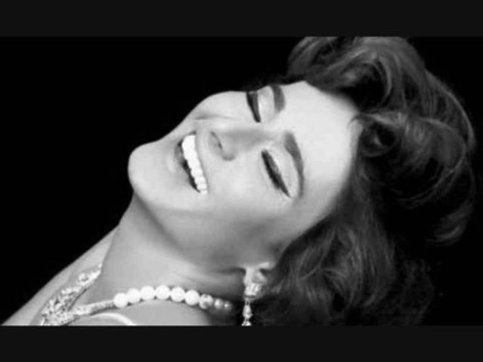 Yıldız Tilbe - Hayatı Tesbih Yapmışım   ✿⊱╮✿⊱╮