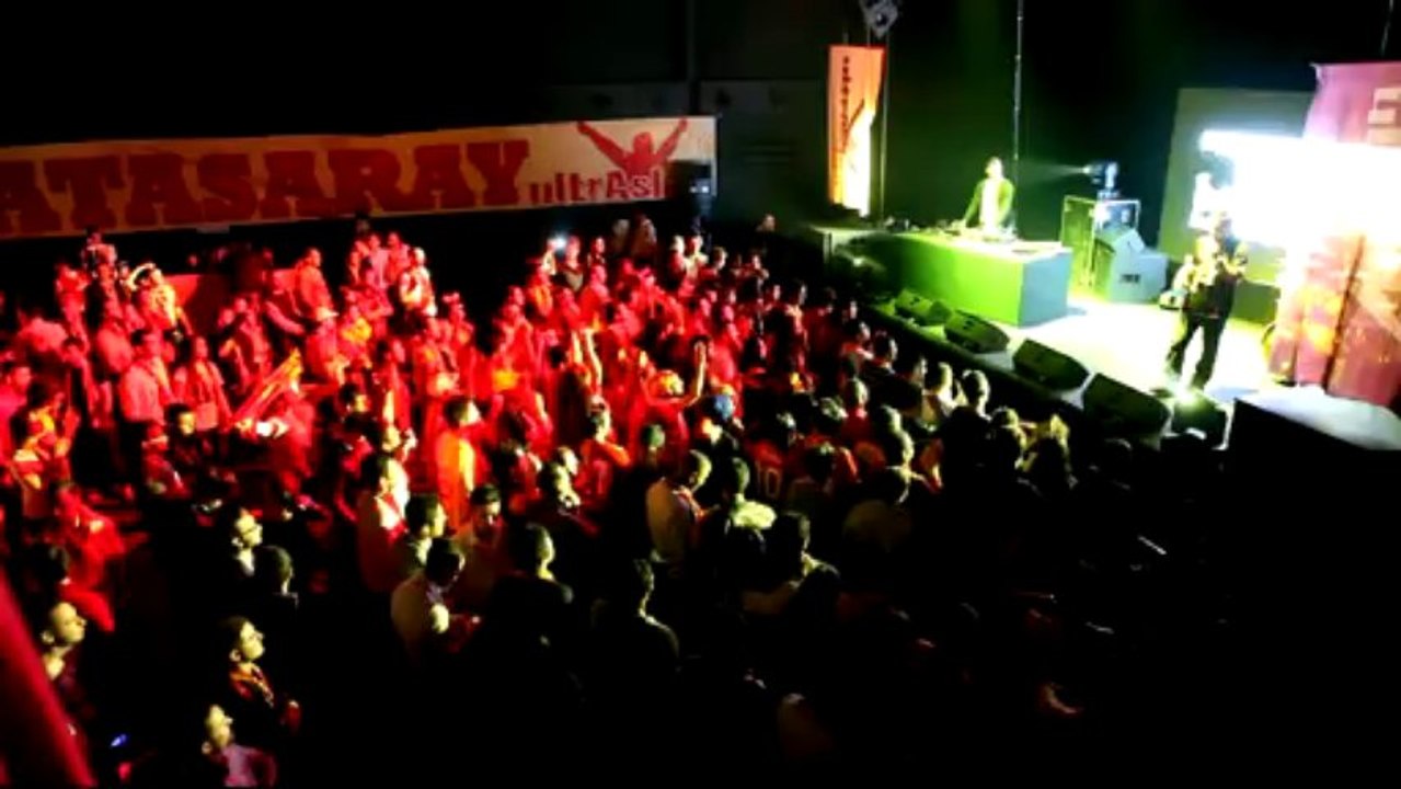 uA Şampiyonluk Partisi " Metin Oktay "