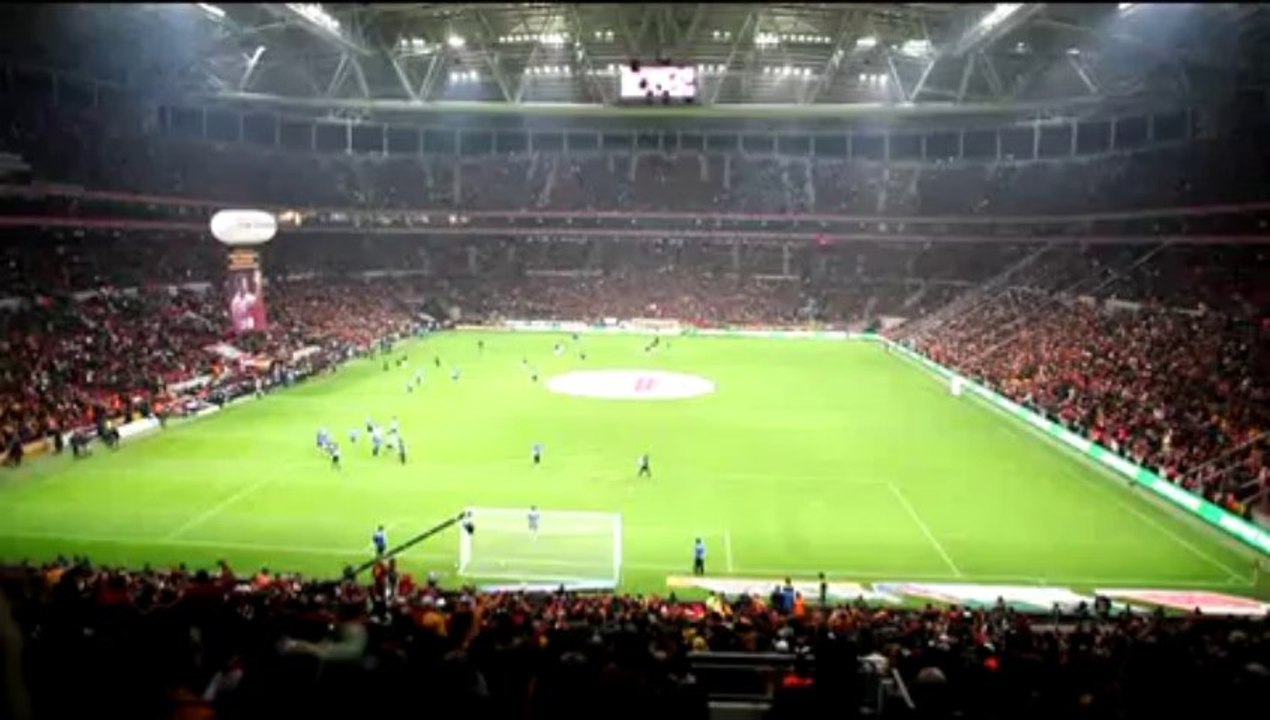 Galatasaray Fenerbahçe 7 aralık 2011 | Sebahattin Reis Üçlü