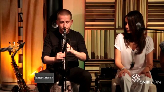 Öykü Gürman - Yalan gözlerin / #akustikhane #GarajKonserleri