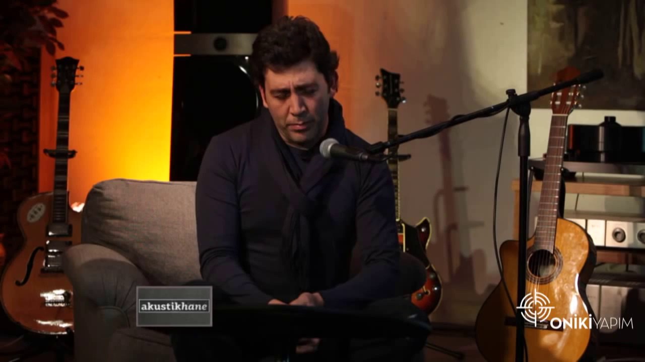 Emre Kınay - Kaptan [Cem Karaca cover] / #akustikhane ‪#‎GarajKonserleri‬