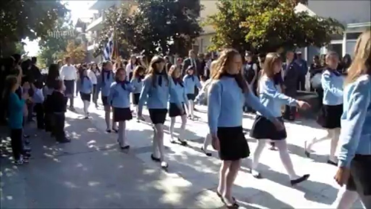 Μουσικό Βαγόνι TV - Παρέλαση 28ης Οκτωβρίου 201...