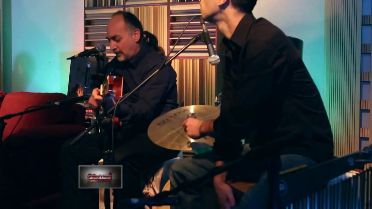 Guvenc Dagustun - Divane Asik Gibi / Akustikhane