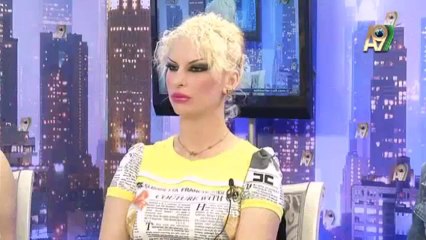 Kürt kardeşlerimiz çok onurludur, onlara karşı büyüklenenlere izin vermeyelim